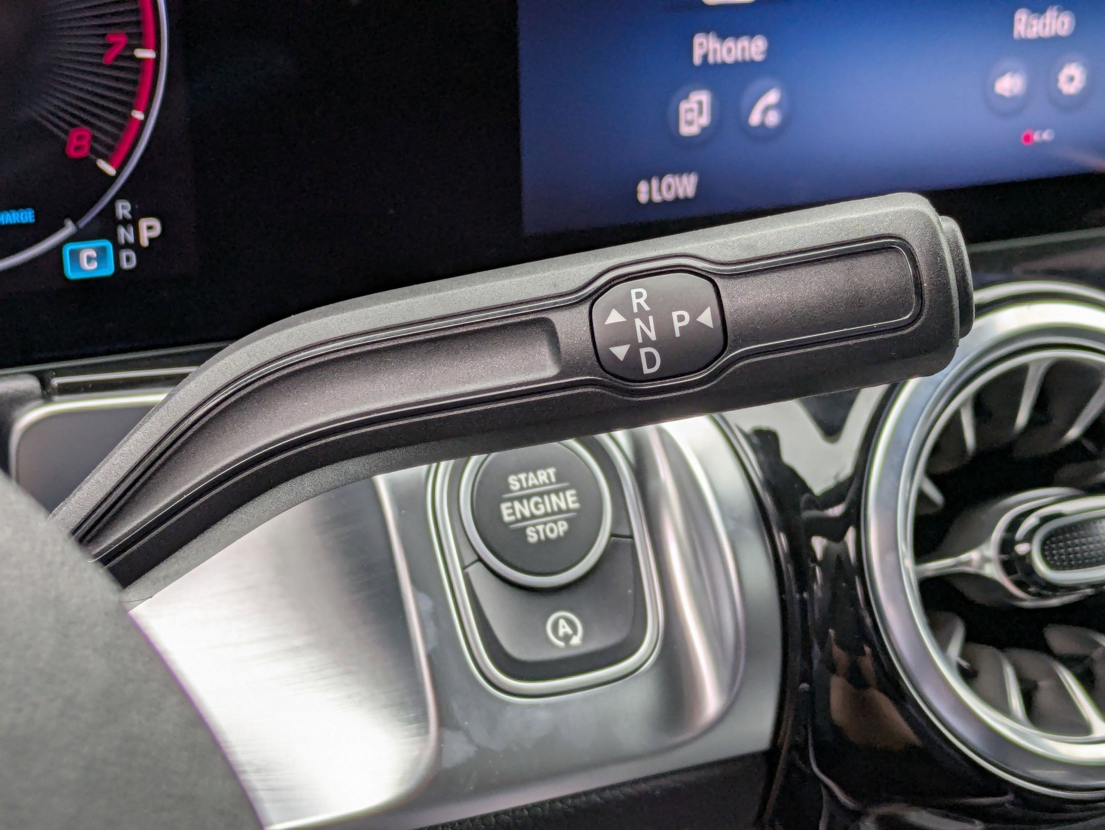 New 2025 Mercedes-Benz GLB 250 image 26