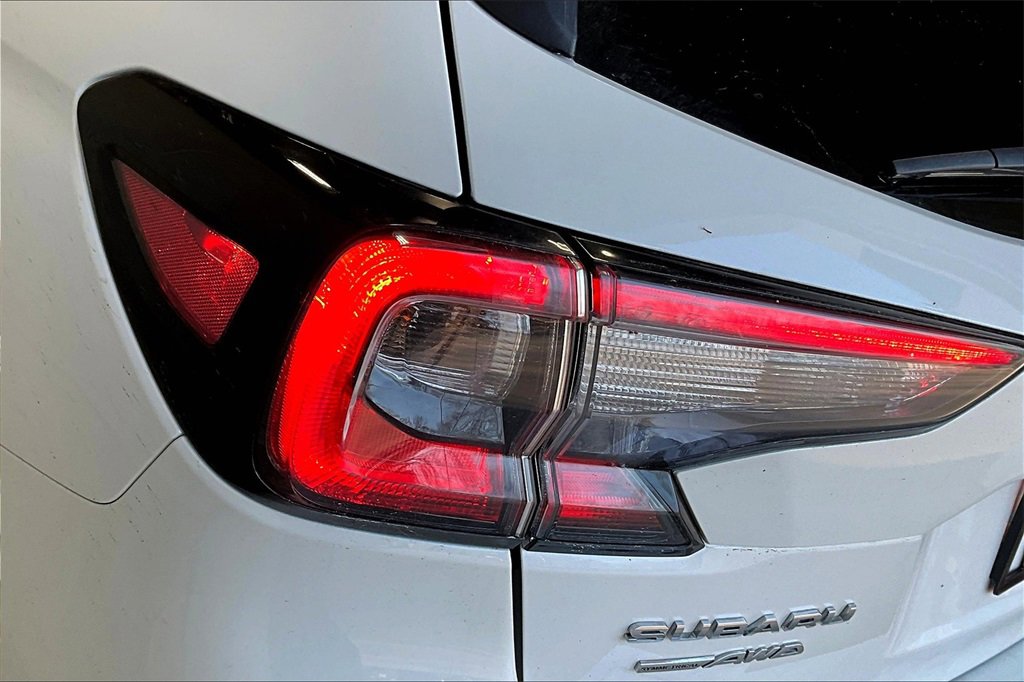 Used 2022 Subaru Outback Premium image 22