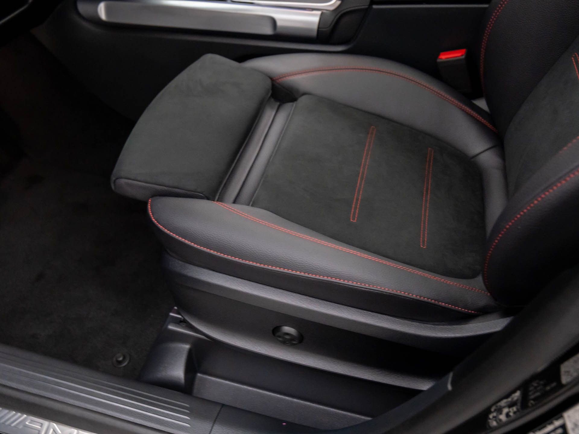 New 2026 Mercedes-Benz GLB 35 AMG 4MATIC image 18