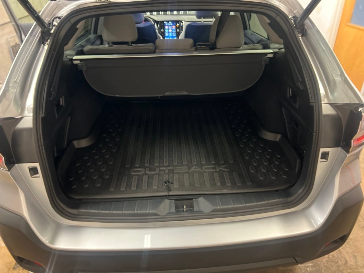 Used 2025 Subaru Outback Premium AWD/4WD image 23