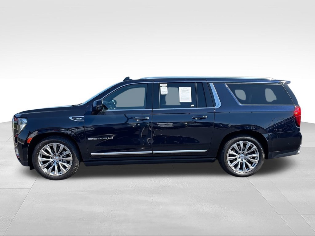 Used 2024 GMC Yukon XL Denali w/ Denali Reserve Package AWD/4WD image 5