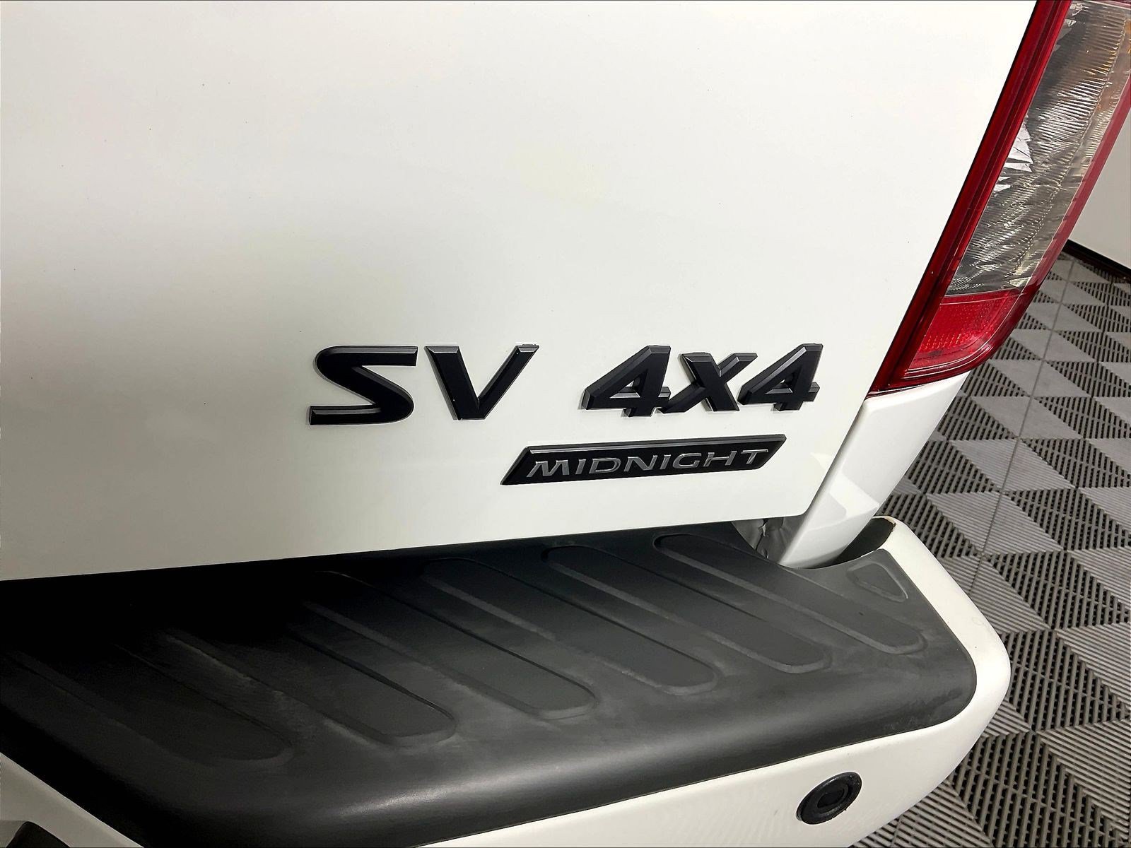 Certified 2021 Nissan Frontier SV w/ Midnight Edition Floor Mats AWD/4WD image 25
