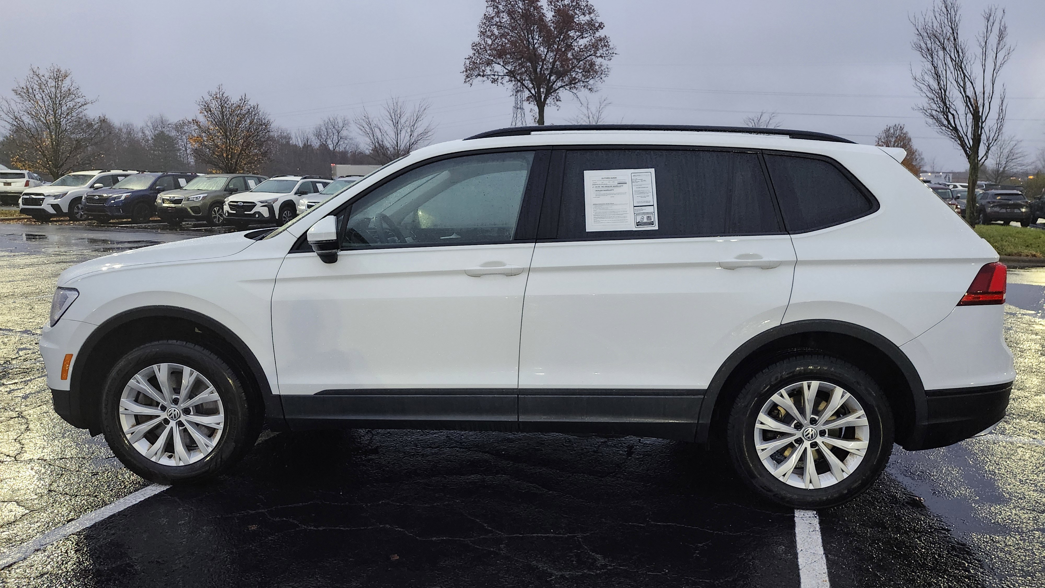 Used 2020 Volkswagen Tiguan S image 11