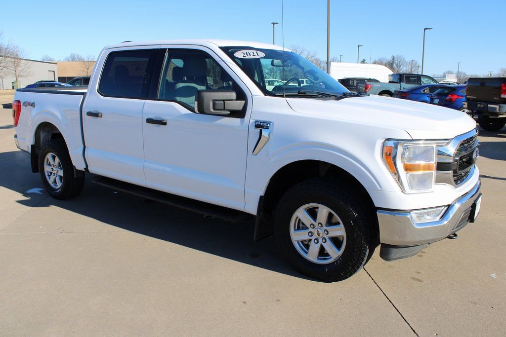 Used 2021 Ford F150 XLT w/ Equipment Group 301A Mid image 3