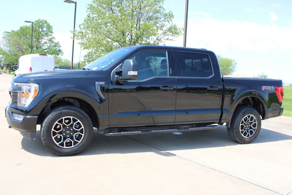 Used 2022 Ford F150 XLT w/ Equipment Group 302A High image 17