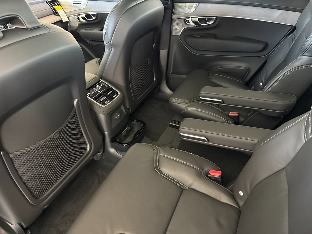 New 2026 Volvo XC90 T8 Ultra w/ Lounge Package AWD/4WD image 11