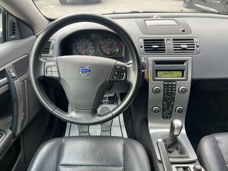 Used 2009 Volvo C70 T5 FWD image 26