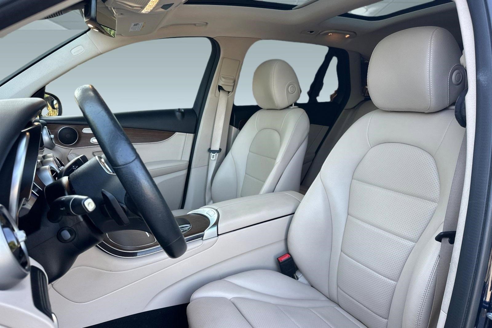 Certified 2022 Mercedes-Benz GLC 300 4MATIC image 21