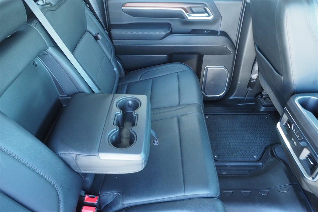 Used 2024 GMC Sierra 3500 Denali w/ Denali Reserve Package image 23