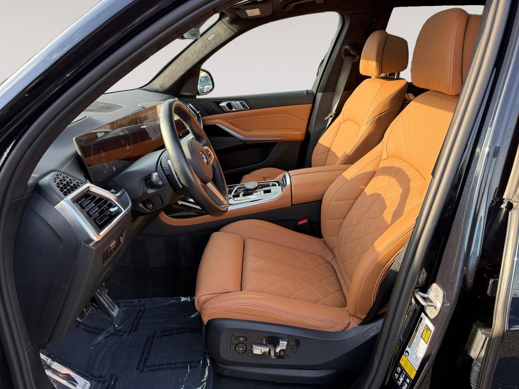 Certified 2023 BMW X7 xDrive40i w/ M Sport Package image 9