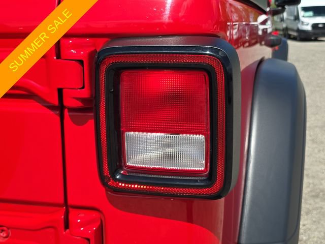 Used 2024 Jeep Wrangler Unlimited Sport AWD/4WD image 8