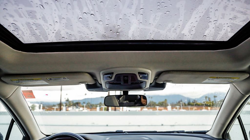 Used 2025 Subaru Outback Premium image 19