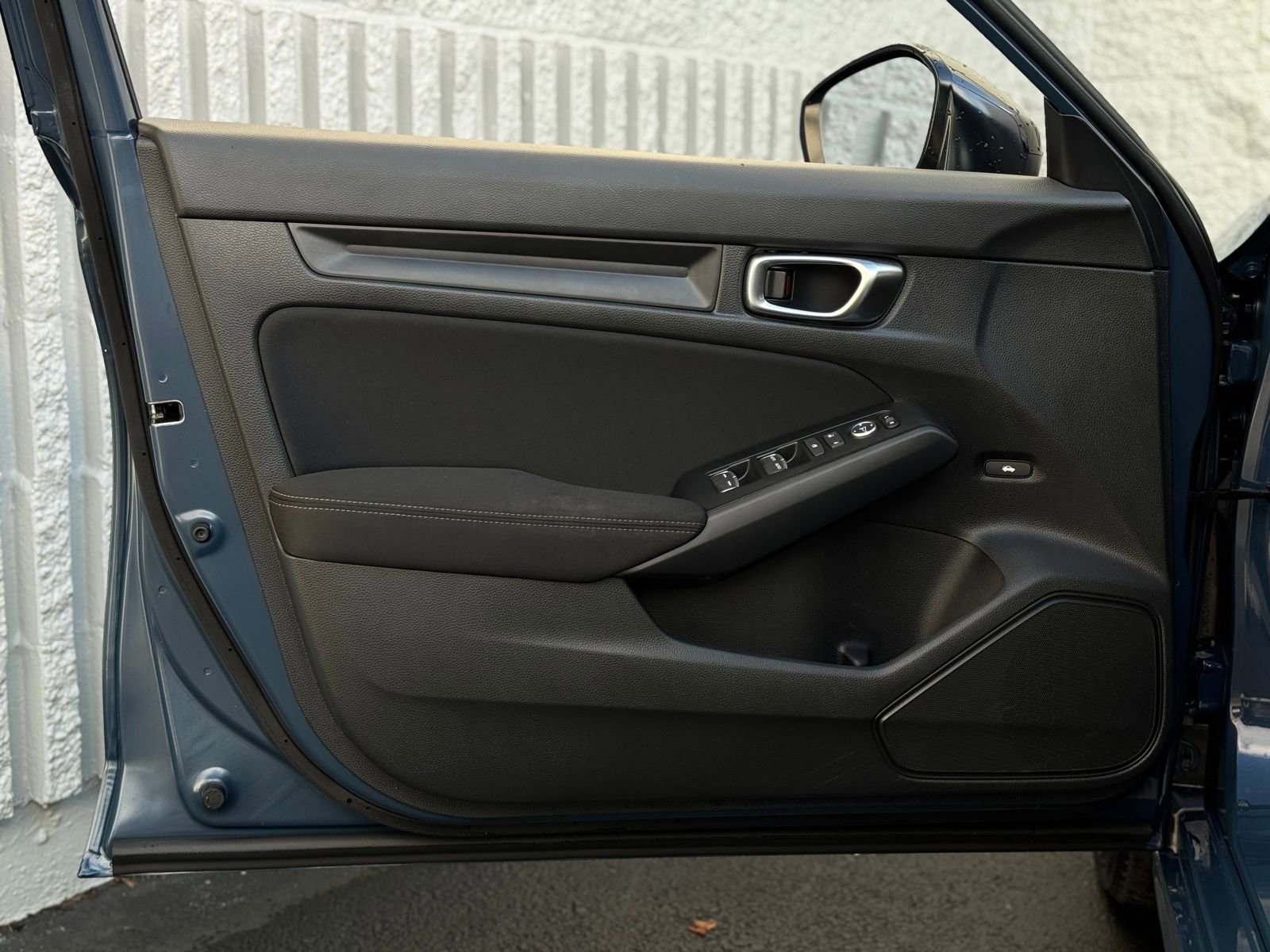 Certified 2025 Honda Civic Sport image 13