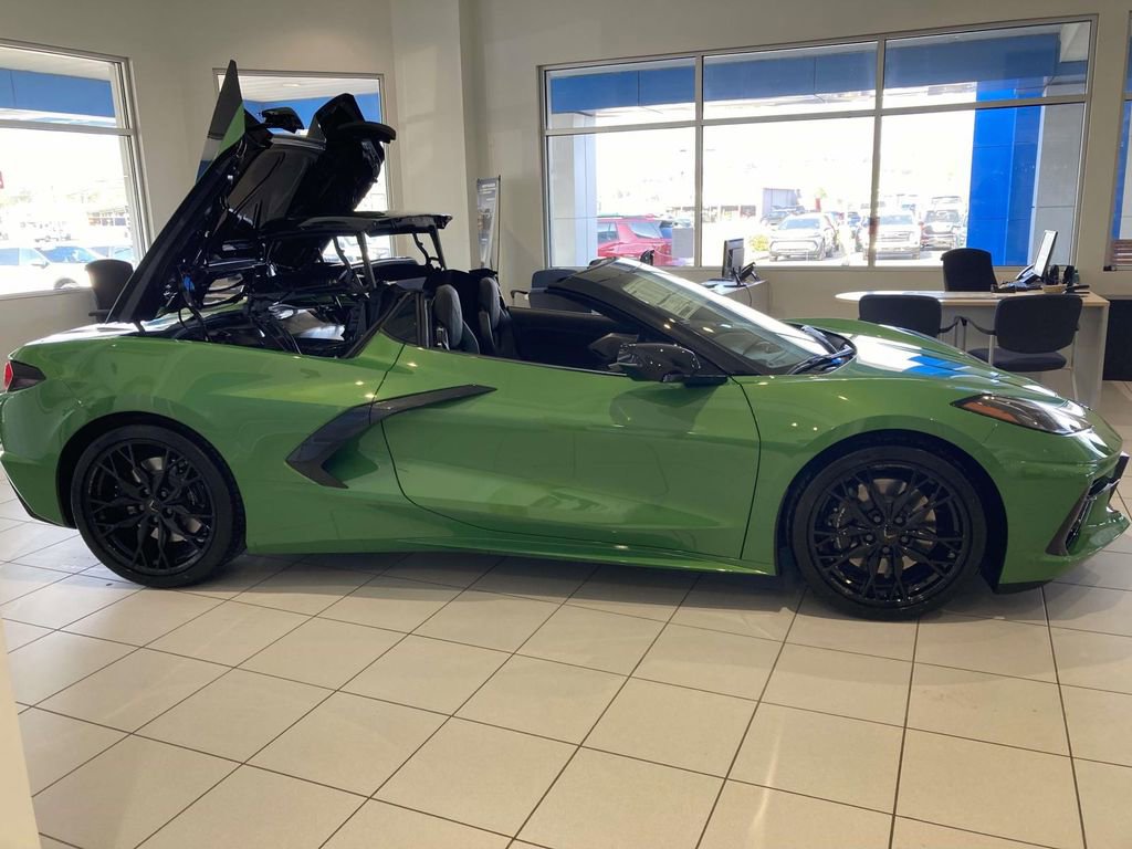 New 2026 Chevrolet Corvette Stingray Premium Conv w/ Z51 Performance Package RWD image 2