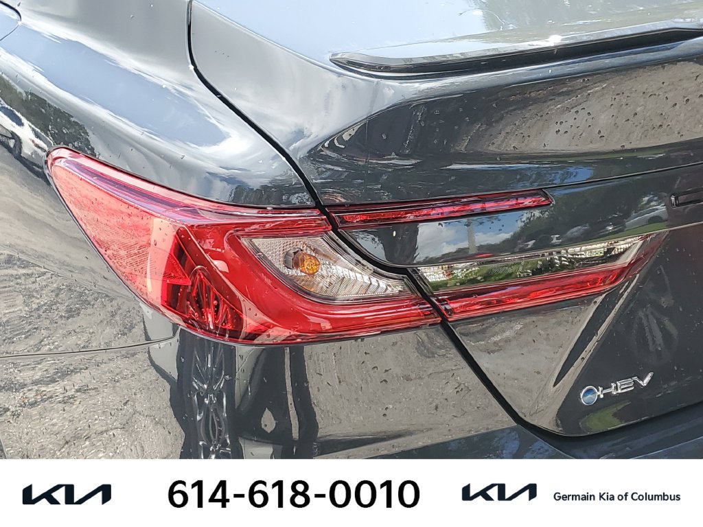 Used 2026 Toyota Camry SE FWD image 15
