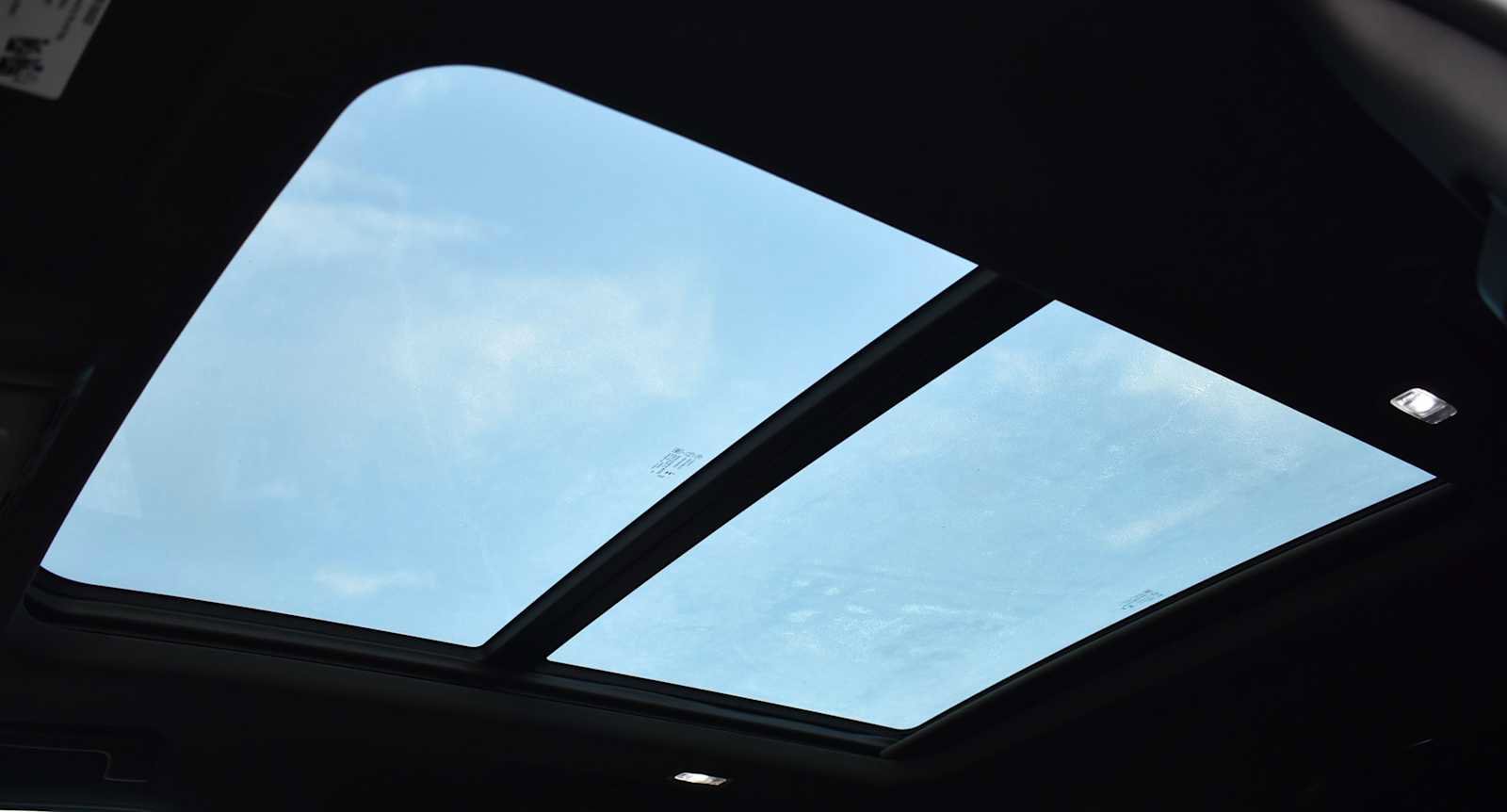 New 2025 Chevrolet Tahoe High Country w/ Sun And Tow Package image 11