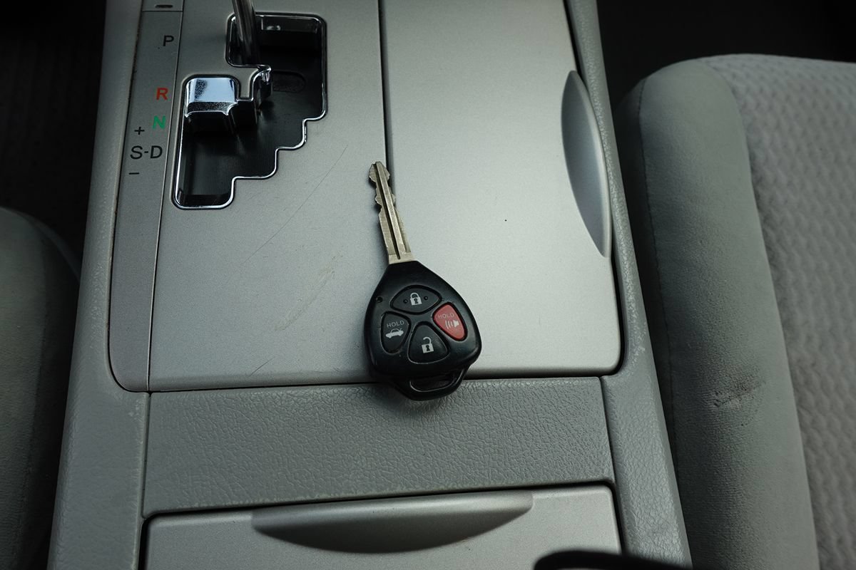 Used 2011 Toyota Camry LE FWD image 49