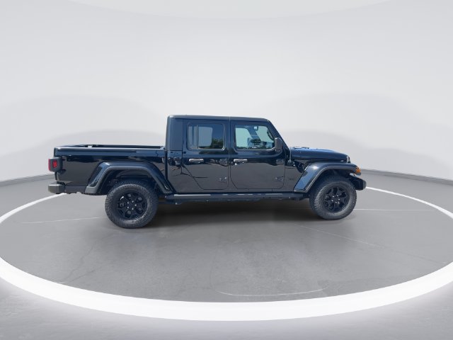 Used 2022 Jeep Gladiator Sport AWD/4WD image 9