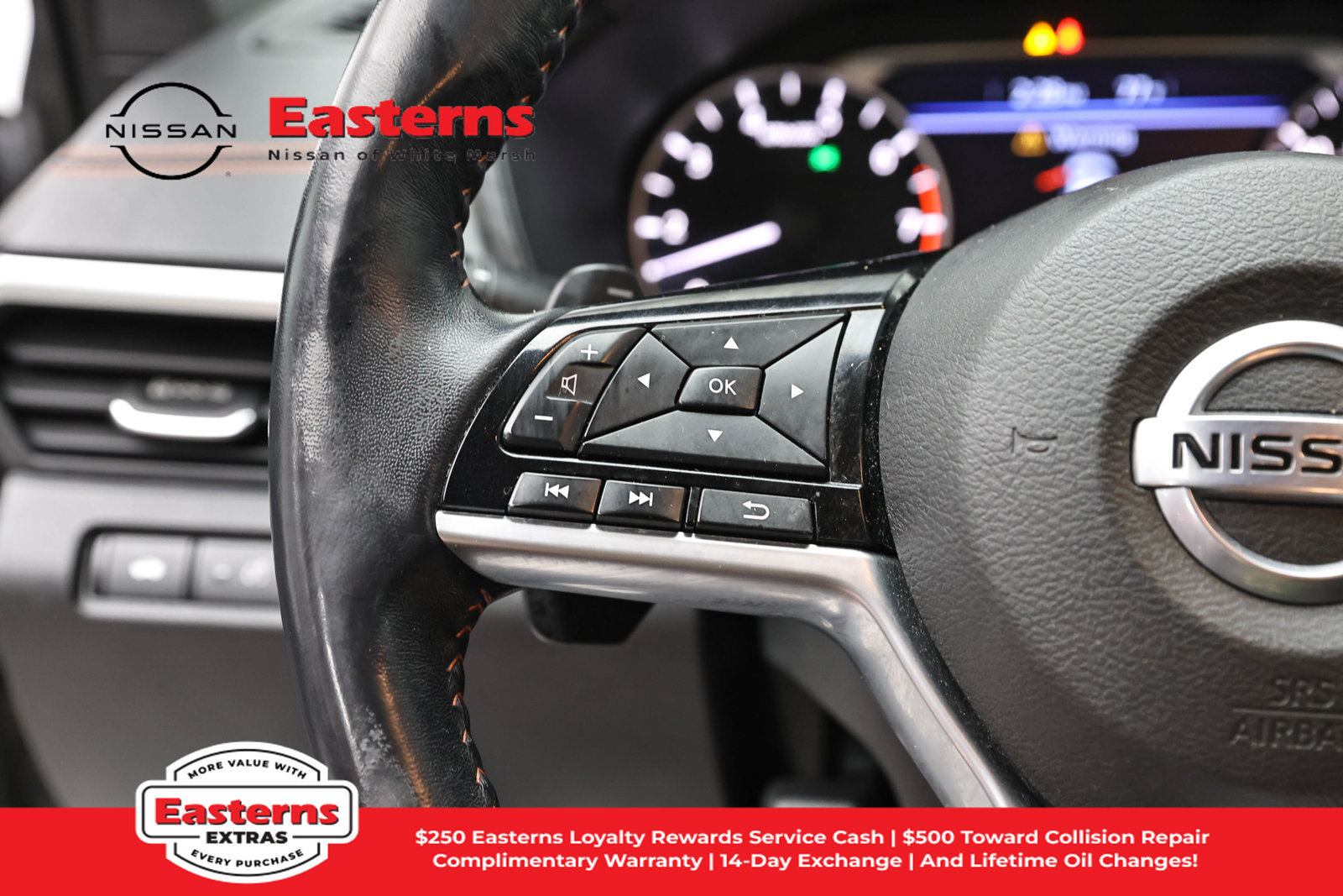 Used 2020 Nissan Altima 2.5 SR FWD image 15