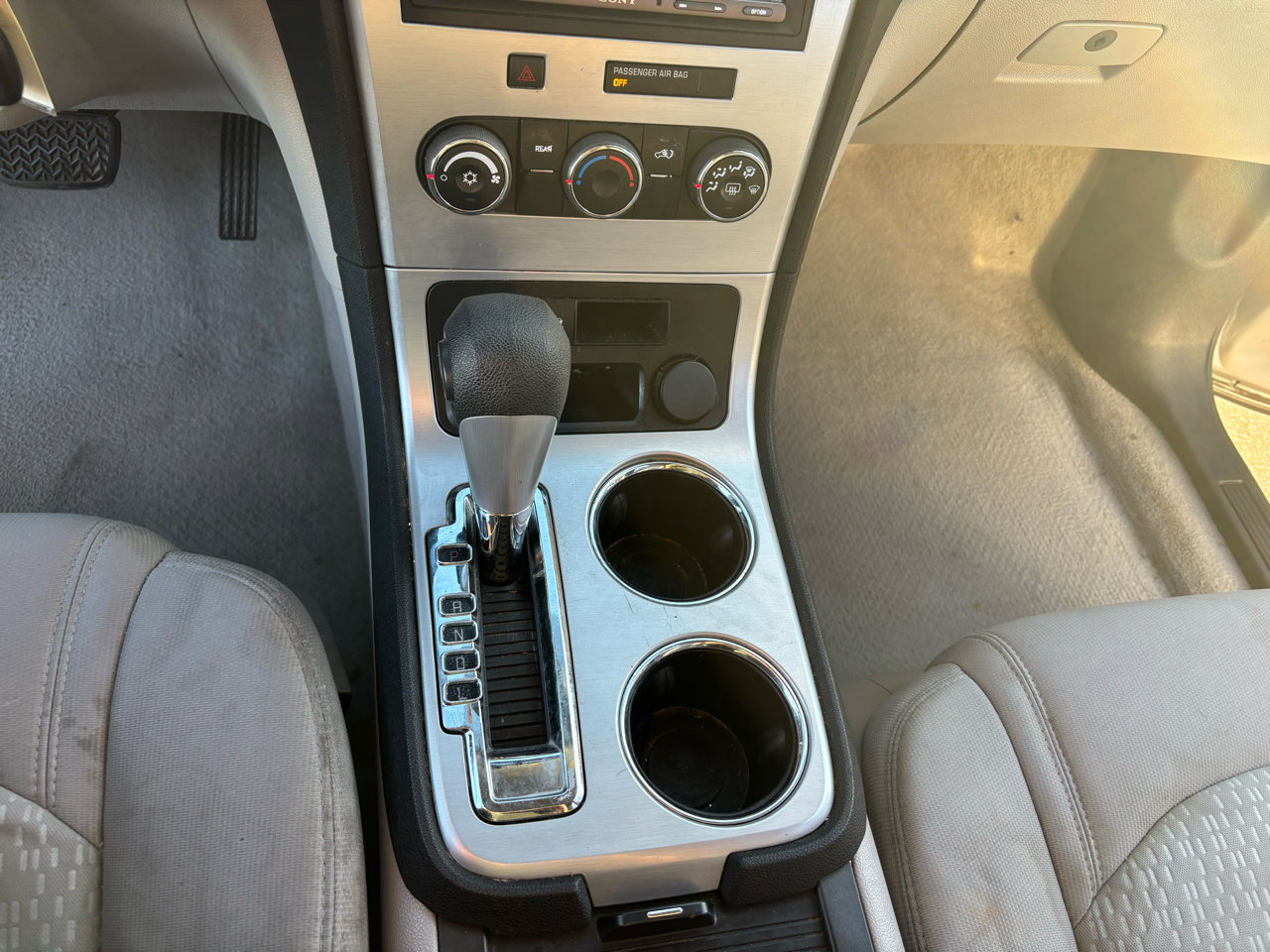 Used 2011 GMC Acadia SL w/ Preferred Package image 23