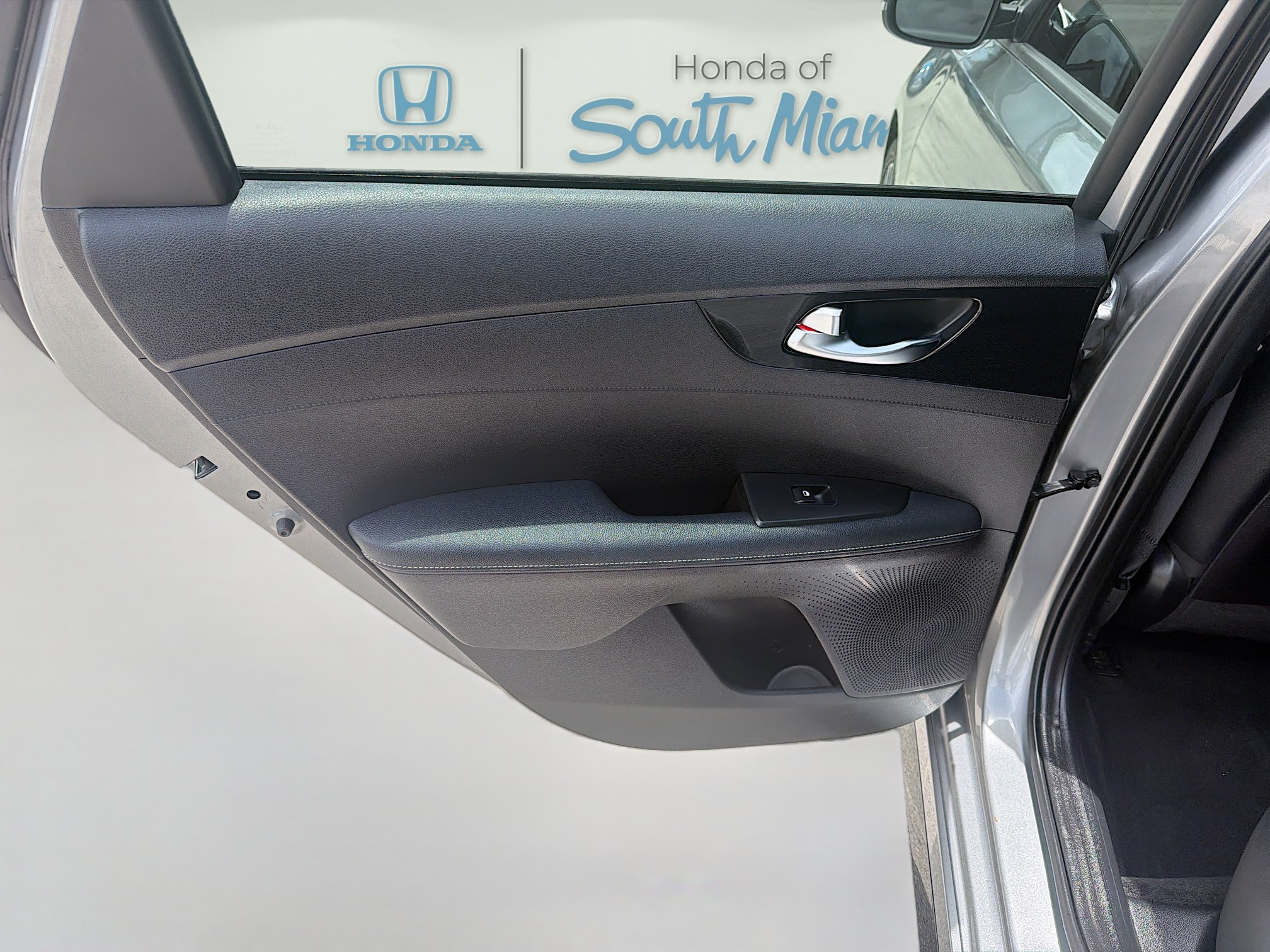 Used 2023 Kia Forte GT-Line w/ GT-Line Technology Package FWD image 26