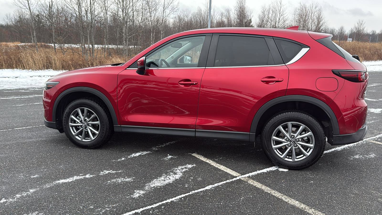 Used 2022 MAZDA CX-5 AWD 2.5 S w/ Preferred Package image 13