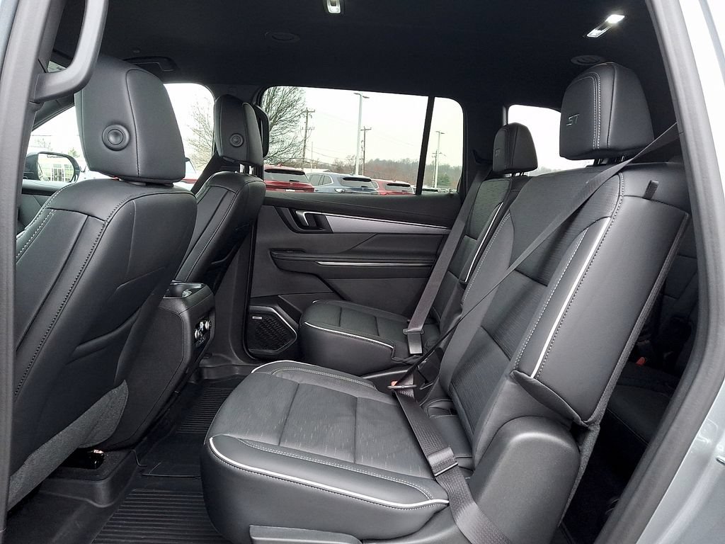 New 2026 Buick Enclave Sport Touring w/ Power Package FWD image 6