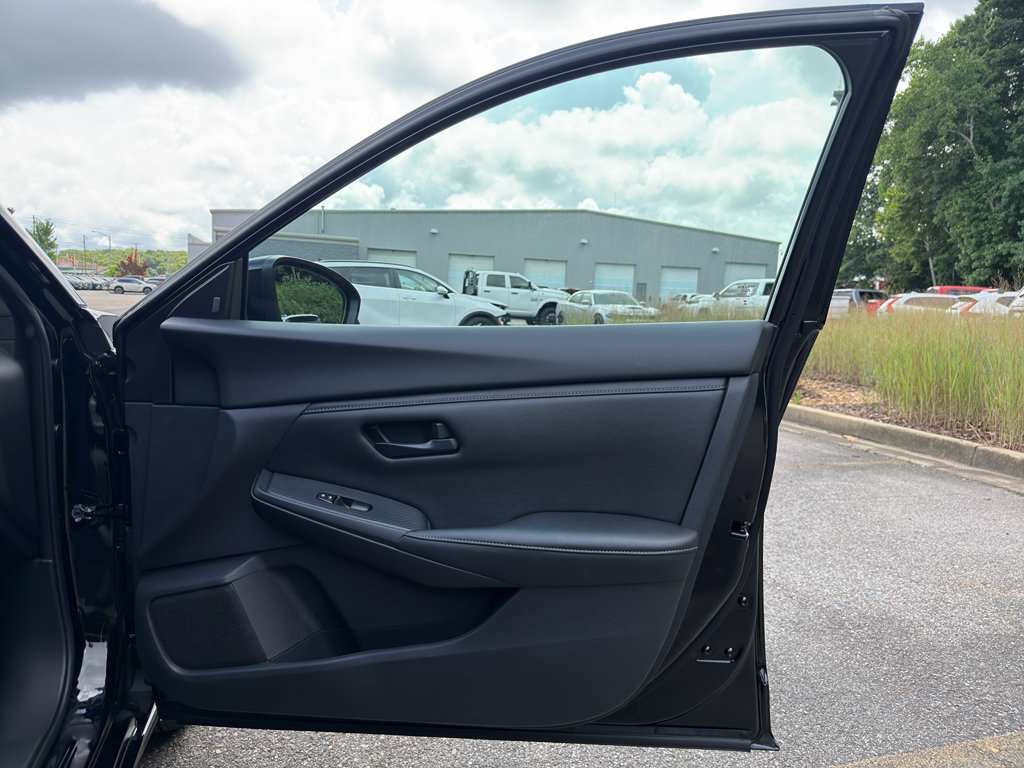 Certified 2025 Nissan Sentra S FWD image 19