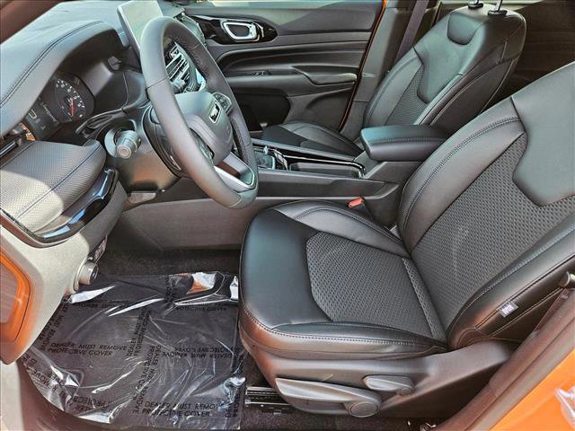 Used 2026 Jeep Compass Latitude image 15