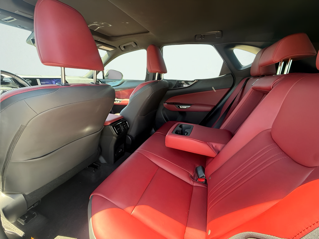 Used 2024 Lexus NX 250 FWD w/ Towing Package (2000 Lbs) image 13