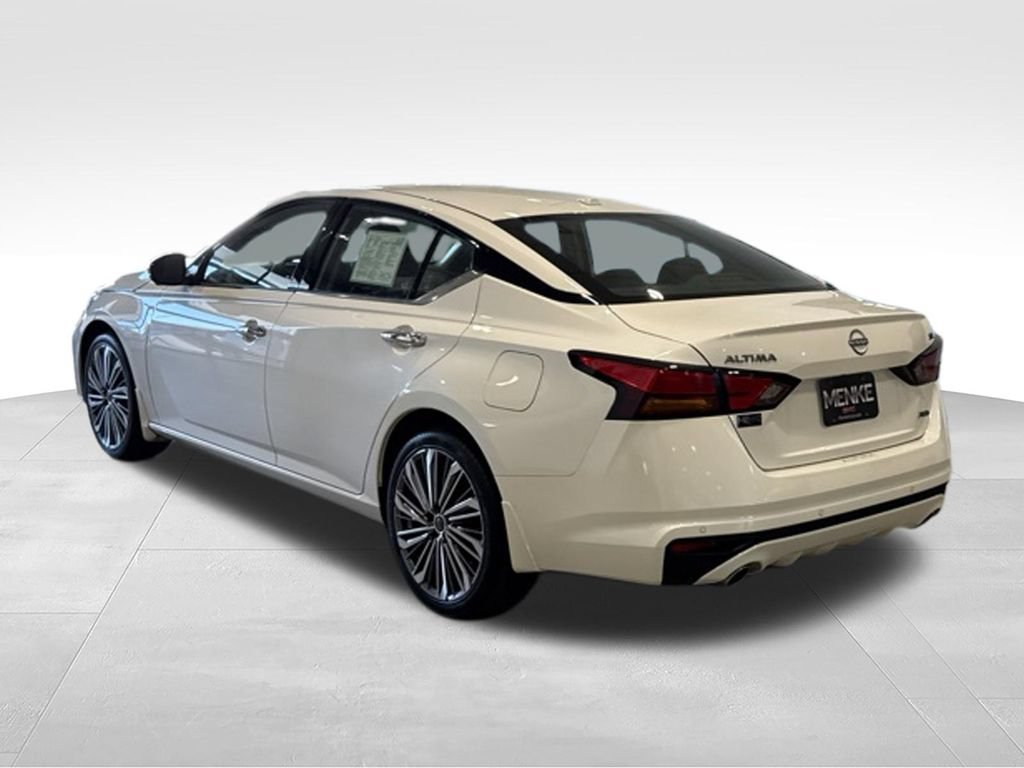 Used 2025 Nissan Altima 2.5 SL AWD/4WD image 5