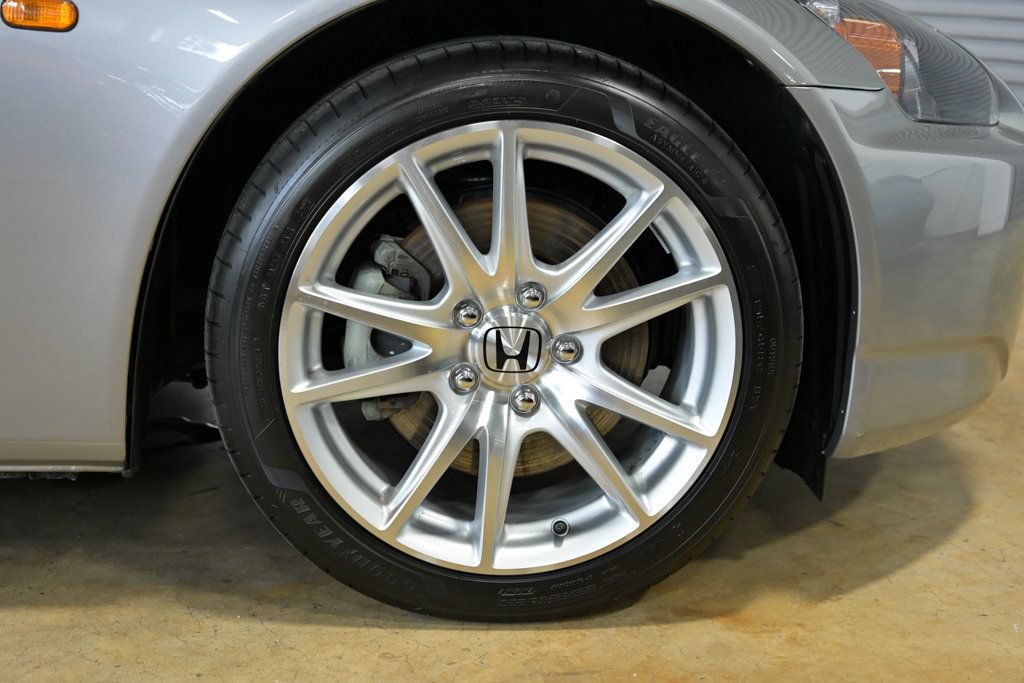 Used 2005 Honda S2000 image 20