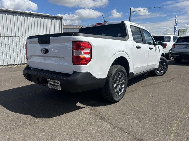 New 2025 Ford Maverick XLT image 3