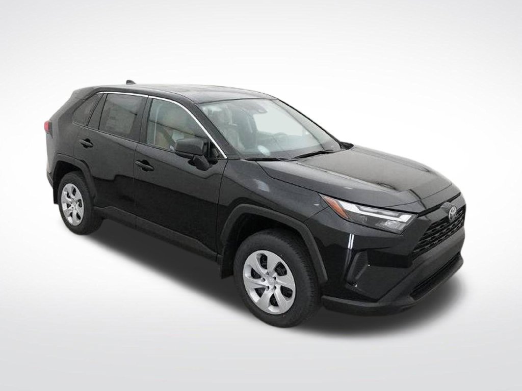 Used 2025 Toyota RAV4 LE FWD image 16