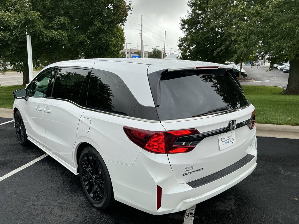 Used 2025 Honda Odyssey Sport-L image 9