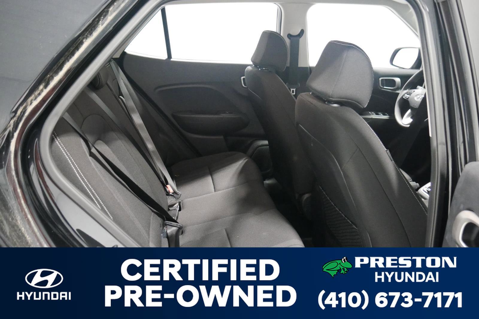 Used 2020 Hyundai Venue SEL image 17