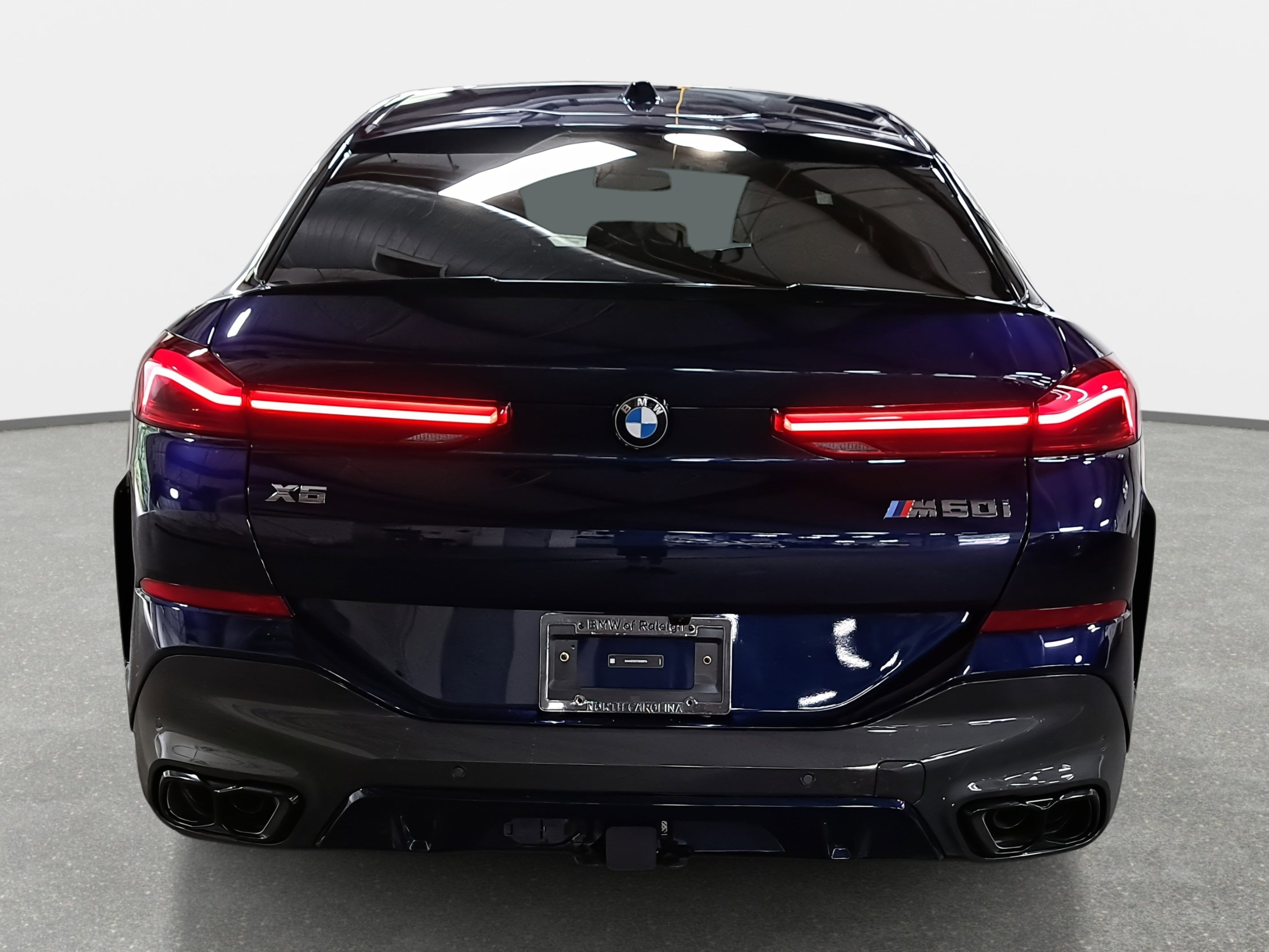 New 2026 BMW X6 M60i image 6