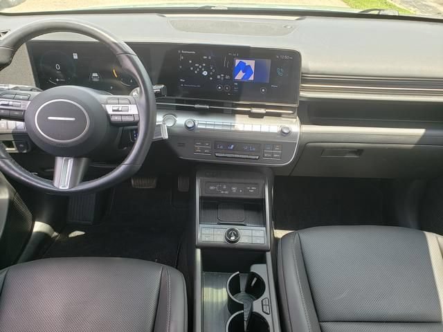 Used 2024 Hyundai Kona Limited AWD/4WD image 17