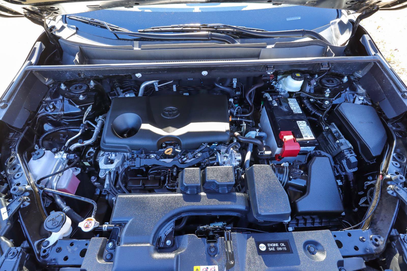 Used 2024 Toyota RAV4 LE image 18