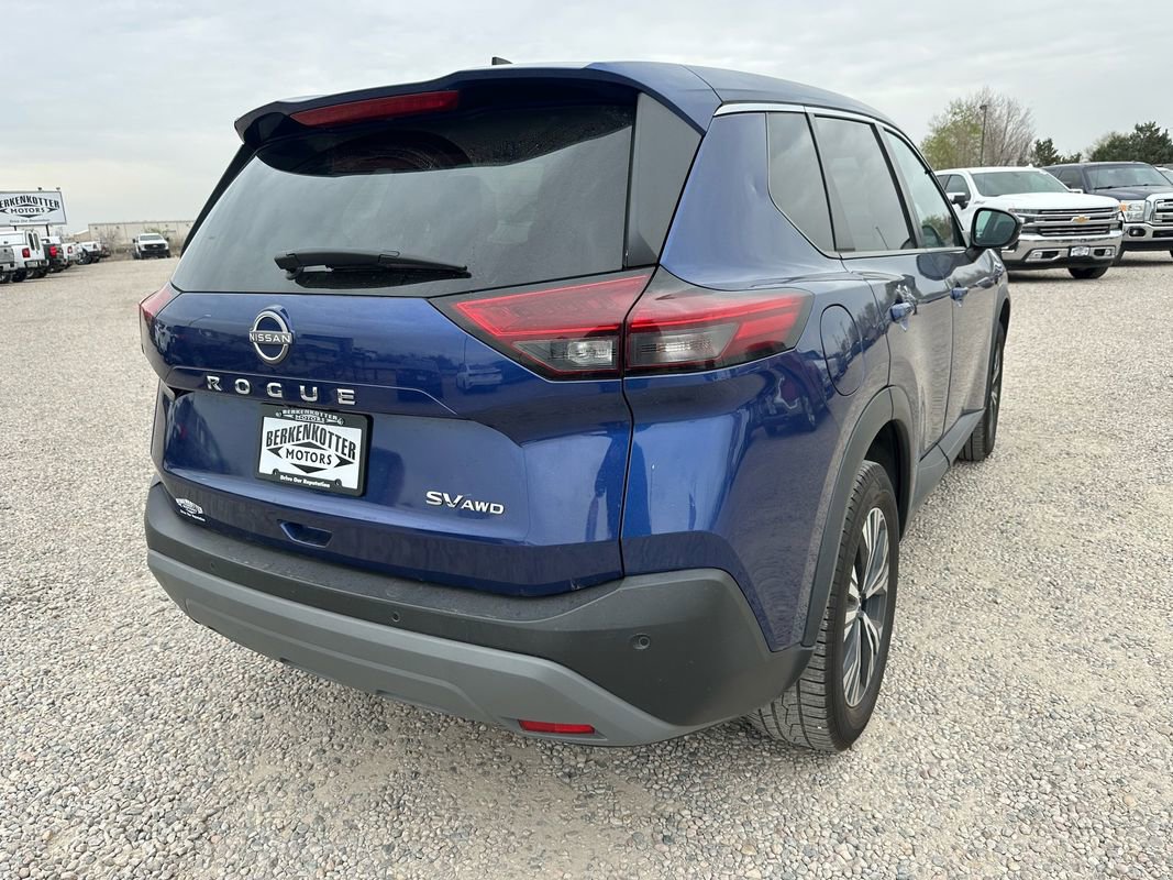 Used 2022 Nissan Rogue SV image 10