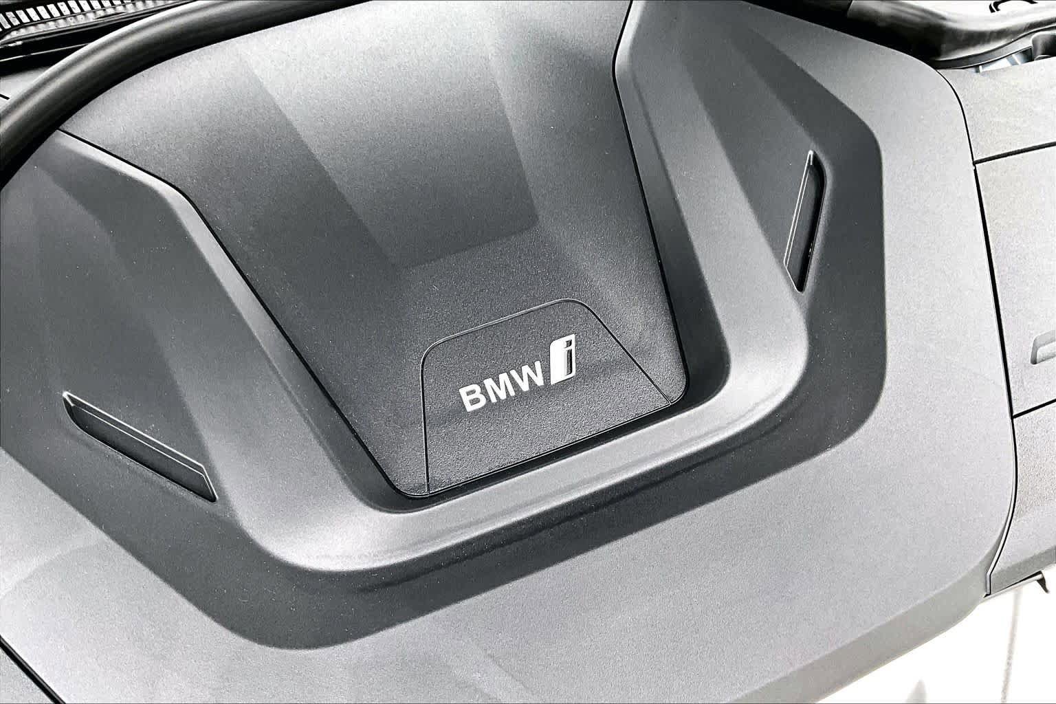 Certified 2024 BMW i4 eDrive40 w/ M Sport Package RWD image 34