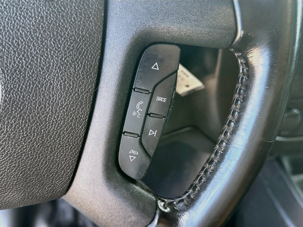 Used 2023 Chevrolet Express 3500 w/ Power Convenience Package RWD image 22