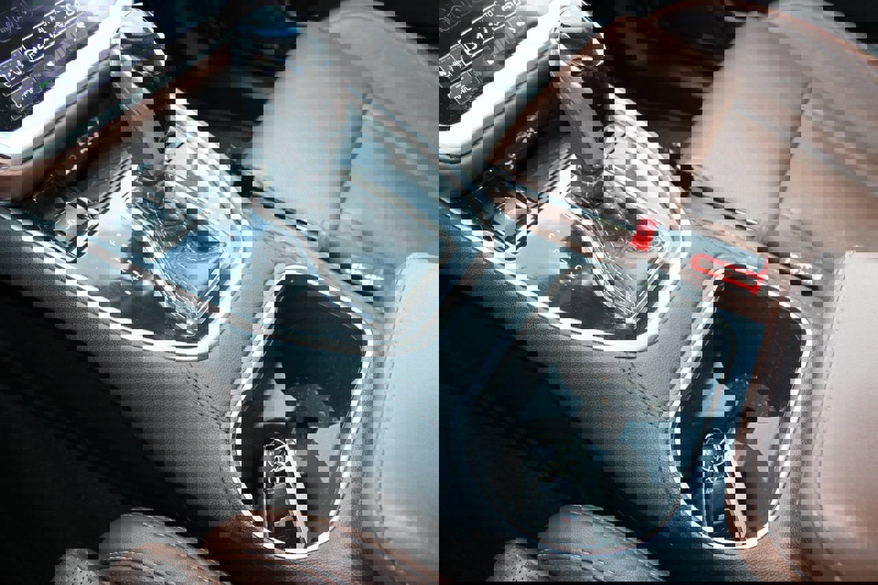 Used 2021 Subaru Outback Touring XT image 28