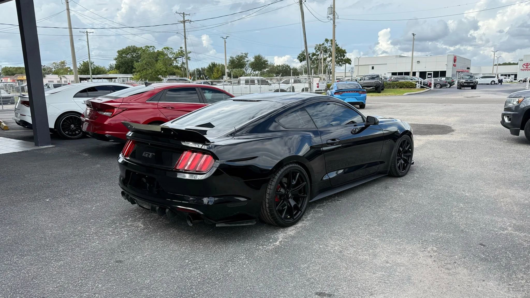 Used 2017 Ford Mustang GT w/ Black Accent Package image 3