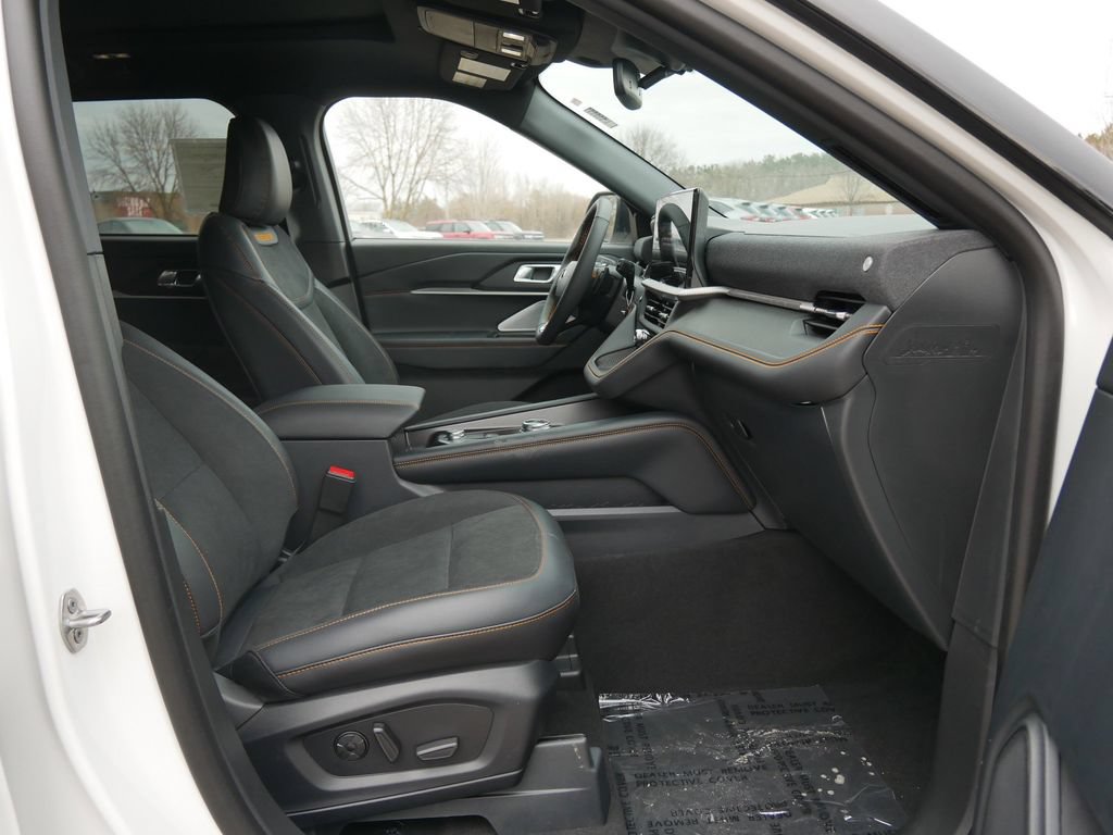 New 2026 Ford Explorer Tremor w/ Tremor Ultimate Package AWD/4WD image 13