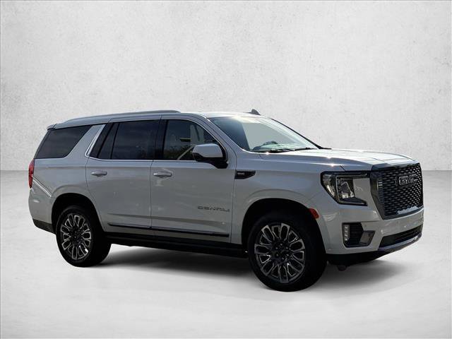 Used 2023 GMC Yukon Denali Ultimate image 4