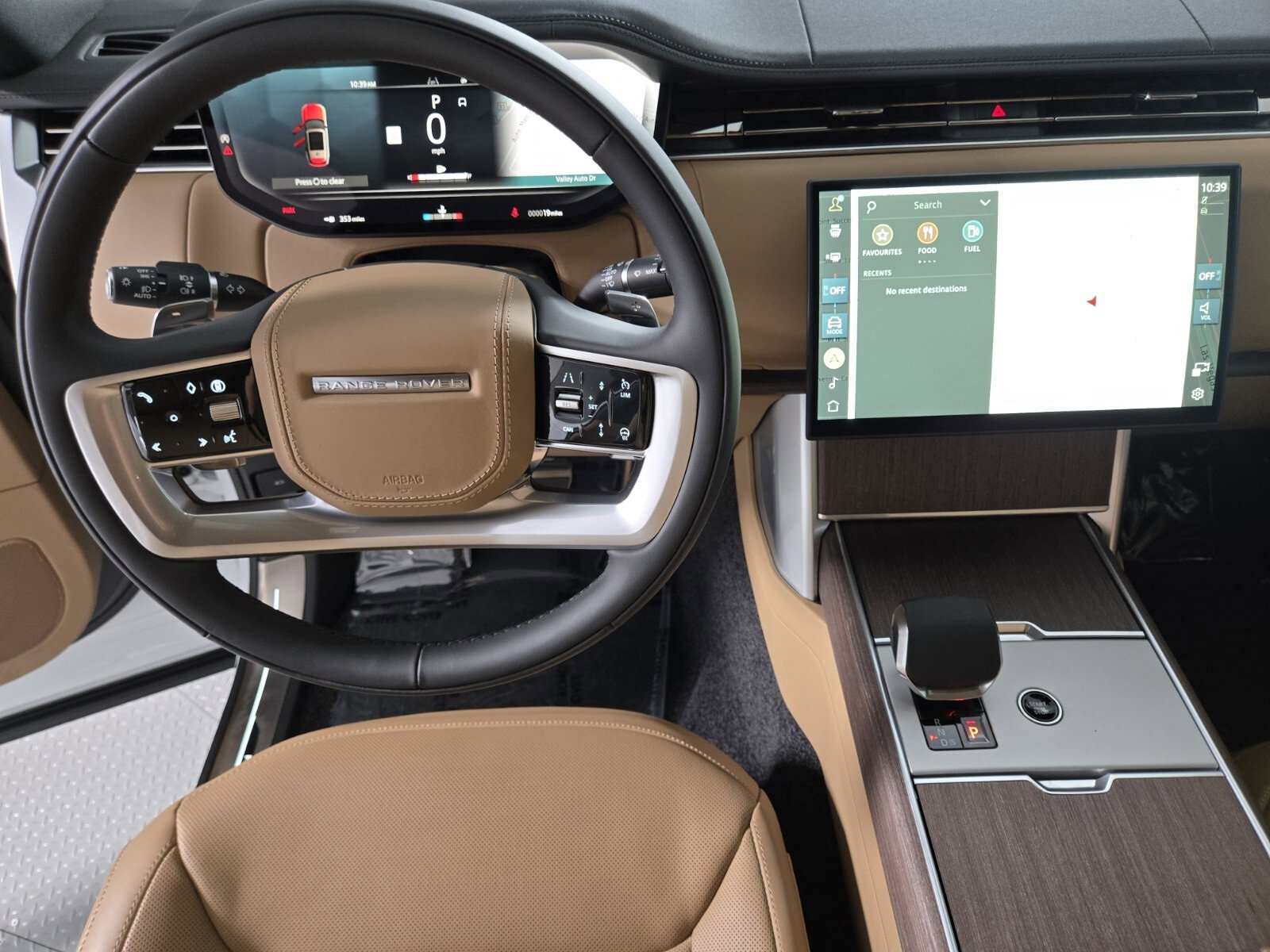 New 2025 Land Rover Range Rover SE image 12