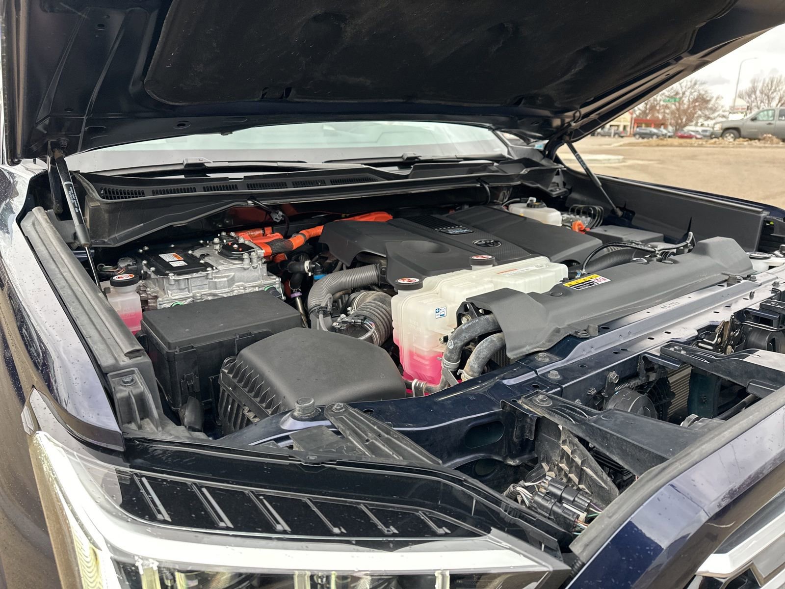 Used 2022 Toyota Tundra Capstone AWD/4WD image 45