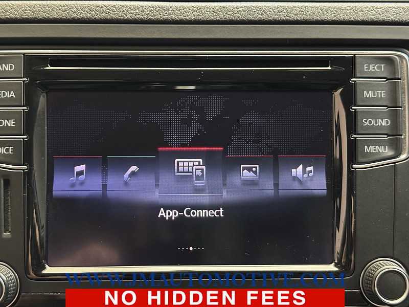 Used 2017 Volkswagen Jetta SE FWD image 28