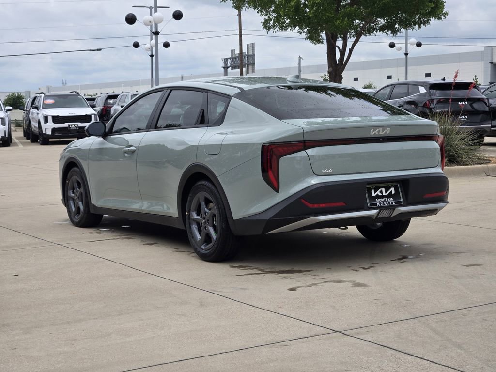 New 2026 Kia K4 FWD image 3